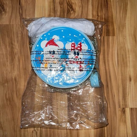 Loungefly Disney Snowman Mickey & Minnie Snow Globe Winter Crossbody NIP - Picture 11 of 11